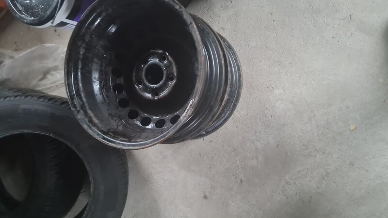 Vand jante tabla  si cauciucuri iarna